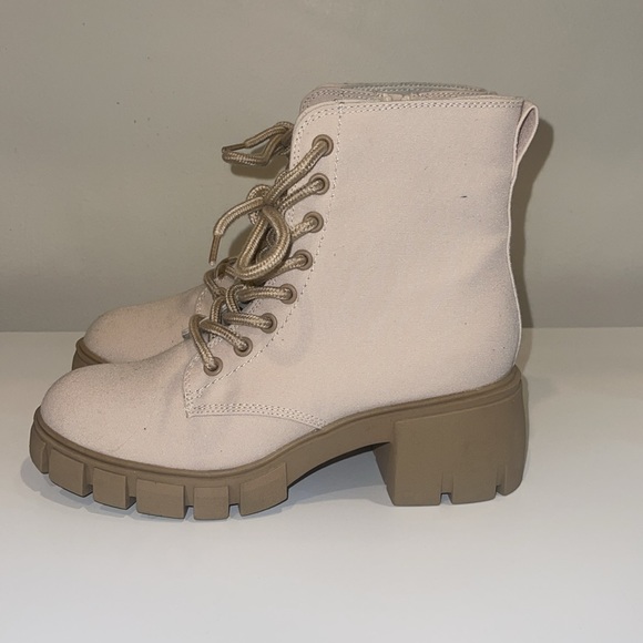 Women's Combat Boots - Picture 5 of 5